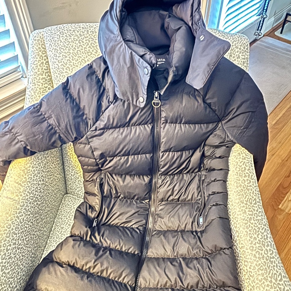 Women's Black Puffer Jacket